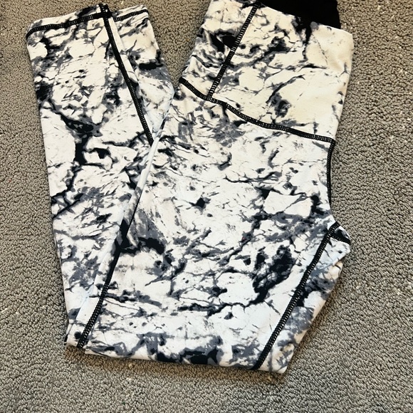 Pants - Marble Print Leggings